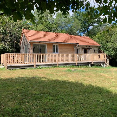 Petite Maison Conjat Saint-Julien-le-Petit Екстер'єр фото