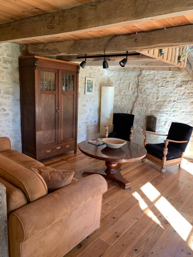 Petite Maison Conjat Saint-Julien-le-Petit Екстер'єр фото